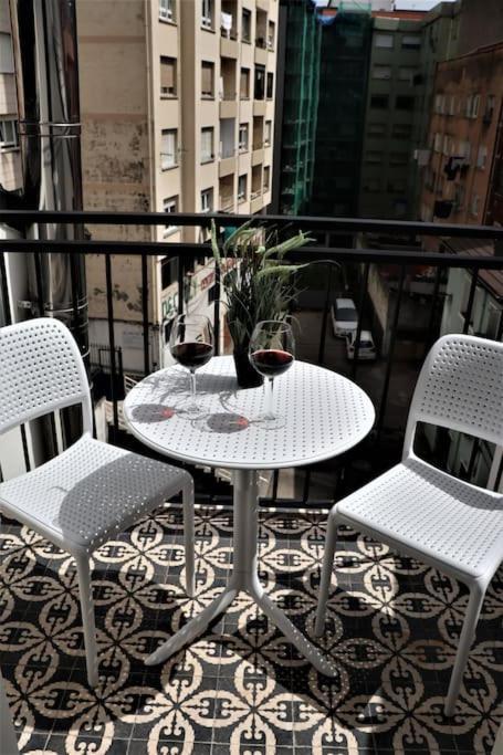 Alojamientos Turisticos Con Terraza En Santander Lapera Exteriér fotografie