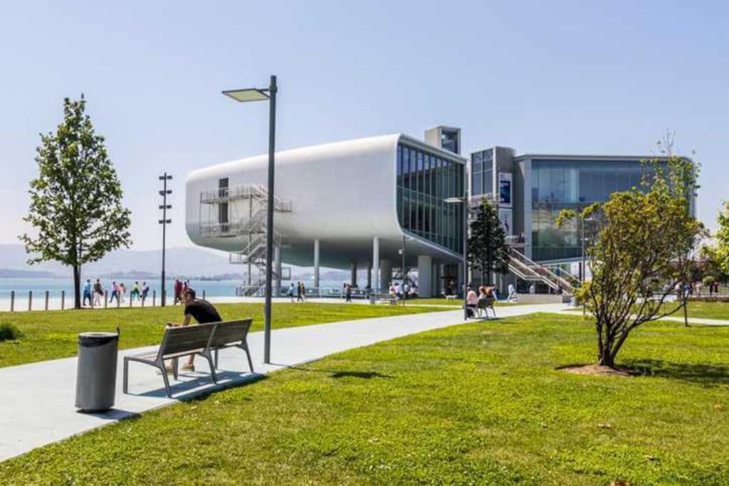 Alojamientos Turisticos Con Terraza En Santander Lapera Exteriér fotografie
